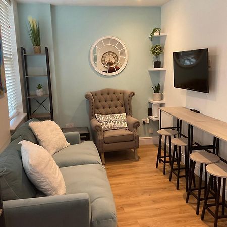 2 Bed Home From Home Apartment 41 London Exteriör bild