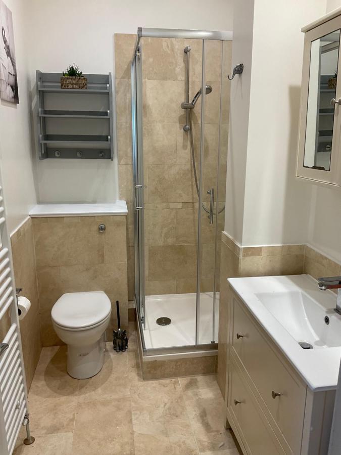 2 Bed Home From Home Apartment 41 London Exteriör bild