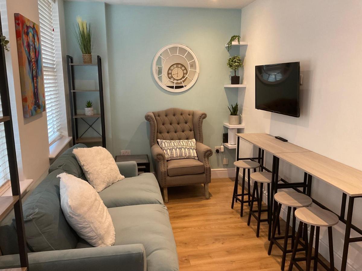 2 Bed Home From Home Apartment 41 London Exteriör bild